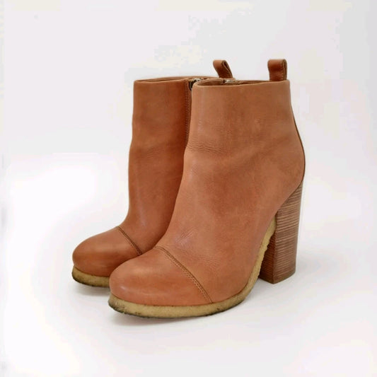 AllSaints Size Lakote Tan Leather Chunky Crepe Gum Sole Ankle Booties Size 38